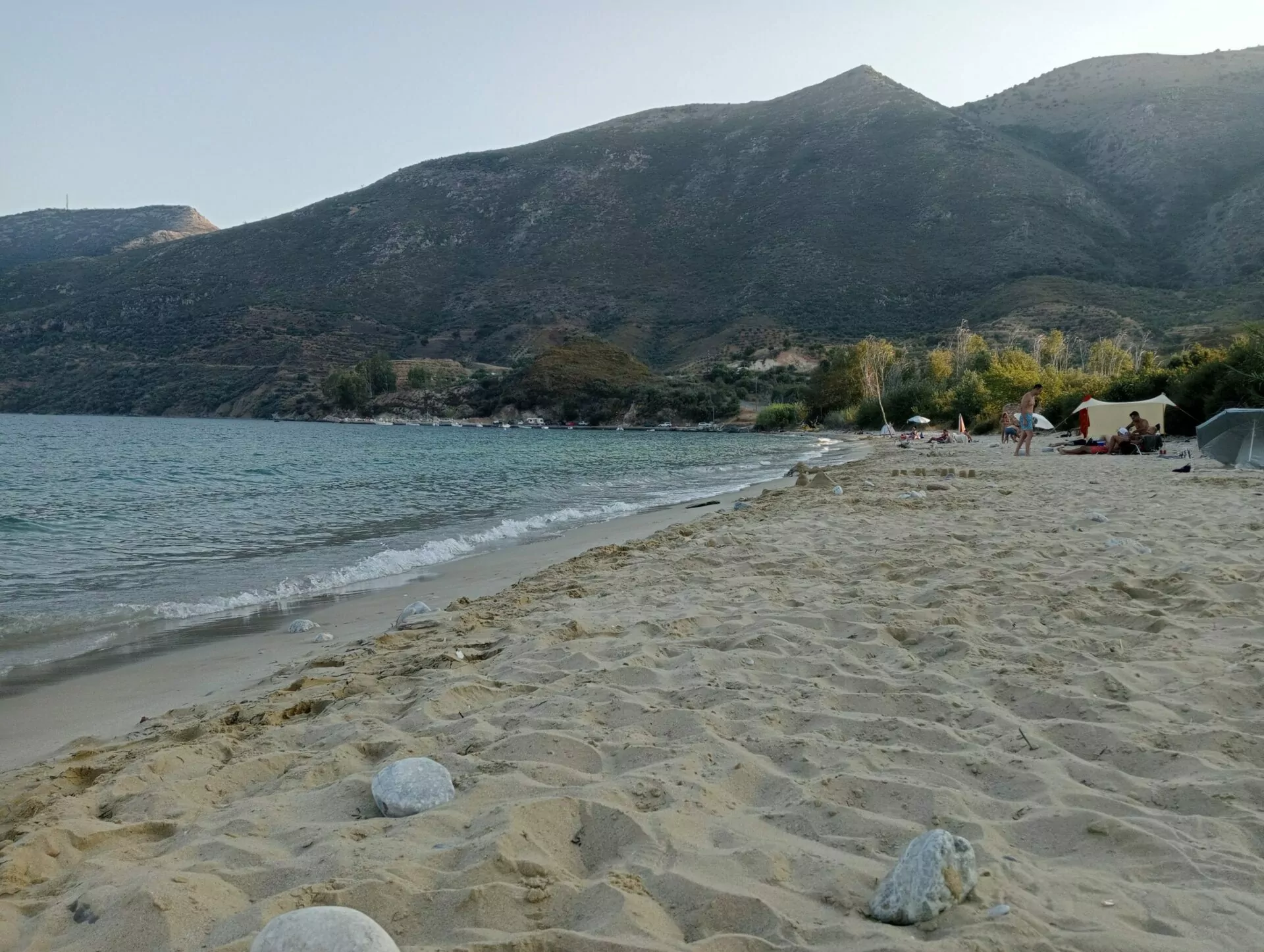 La spiaggia di Agia Varvara, skoutari, mani, grecia